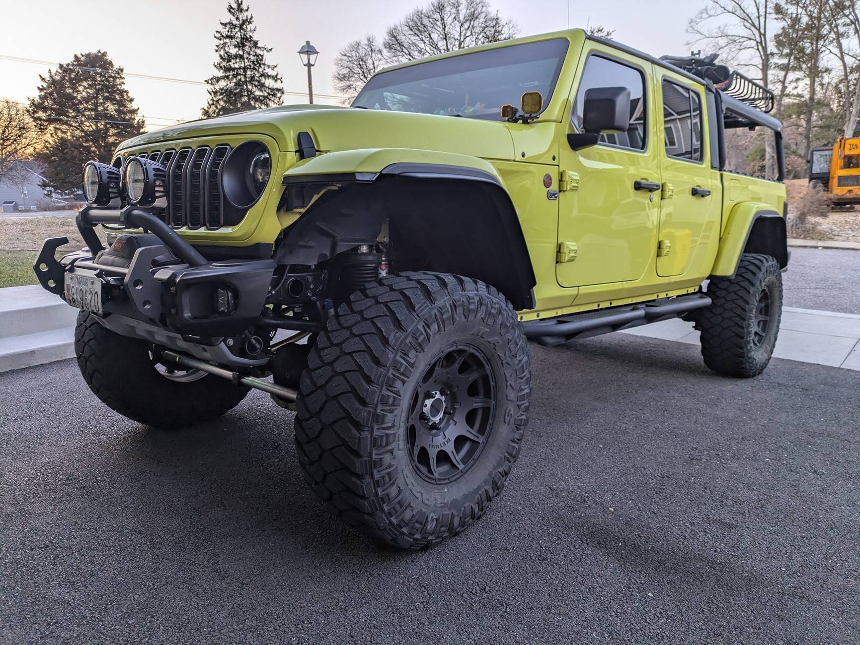 Jeep Gladiator HIGH VELOCITY YELLOW Gladiator JT Club PXL_20250309_230858638