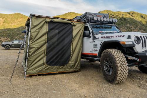 Jeep Gladiator Awning with room 1741914172923-g3