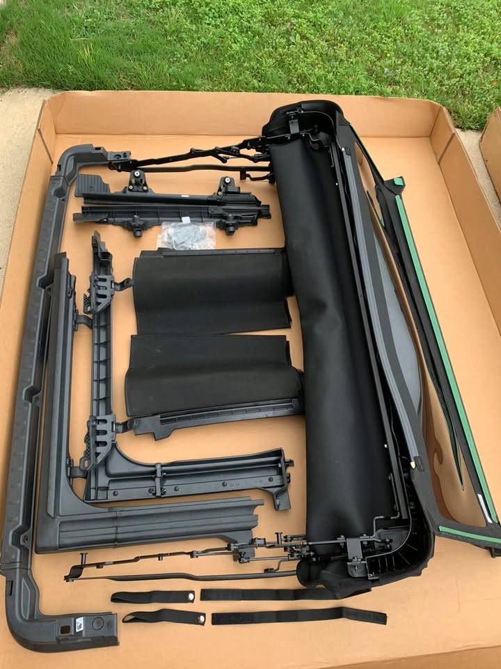 Jeep Gladiator jeep gladiator mopar premium twill soft top $500 OBO jt_soft_to