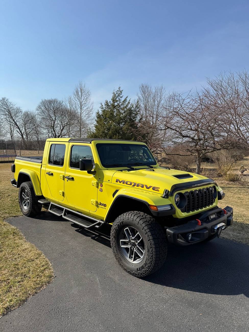 Jeep Gladiator HIGH VELOCITY YELLOW Gladiator JT Club IMG_2061