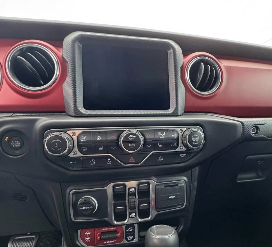 Jeep Gladiator 2023 Stereo Upgrades IMG_5161