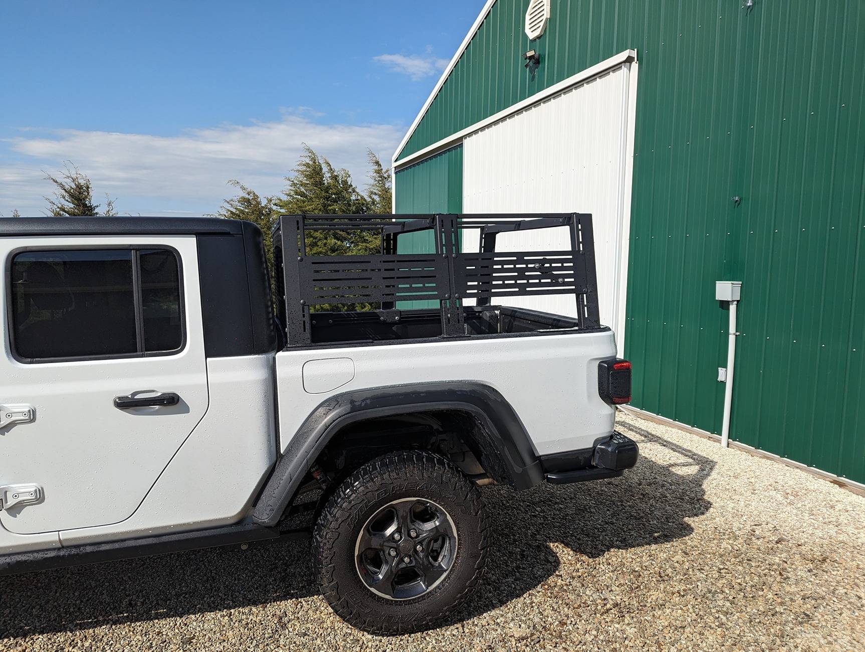 Jeep Gladiator Rebel off-road rack for sale PXL_20240406_212045597