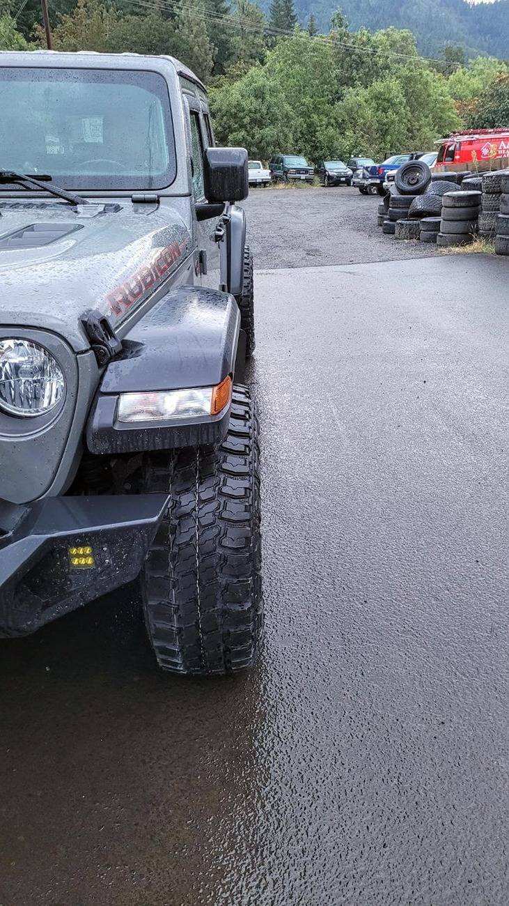 Jeep Gladiator 35s and No Lift Thread 1742146812759-dz