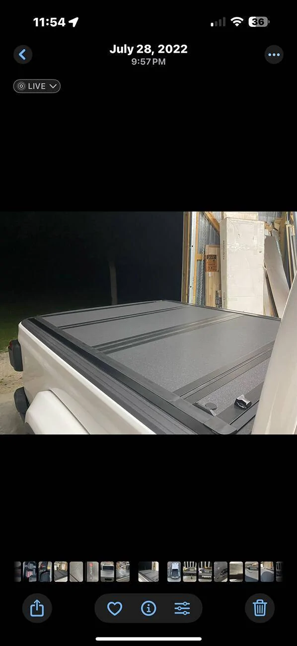 Jeep Gladiator Fixed - tailgate latch not working and hard tri-fold closed. IMG_0660
