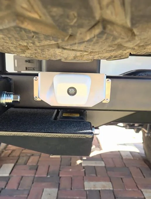 Jeep Gladiator Anyone running the Rigd Ultra Swing that relocated a rear camera?? Looking for solutions… 1742305427889-x