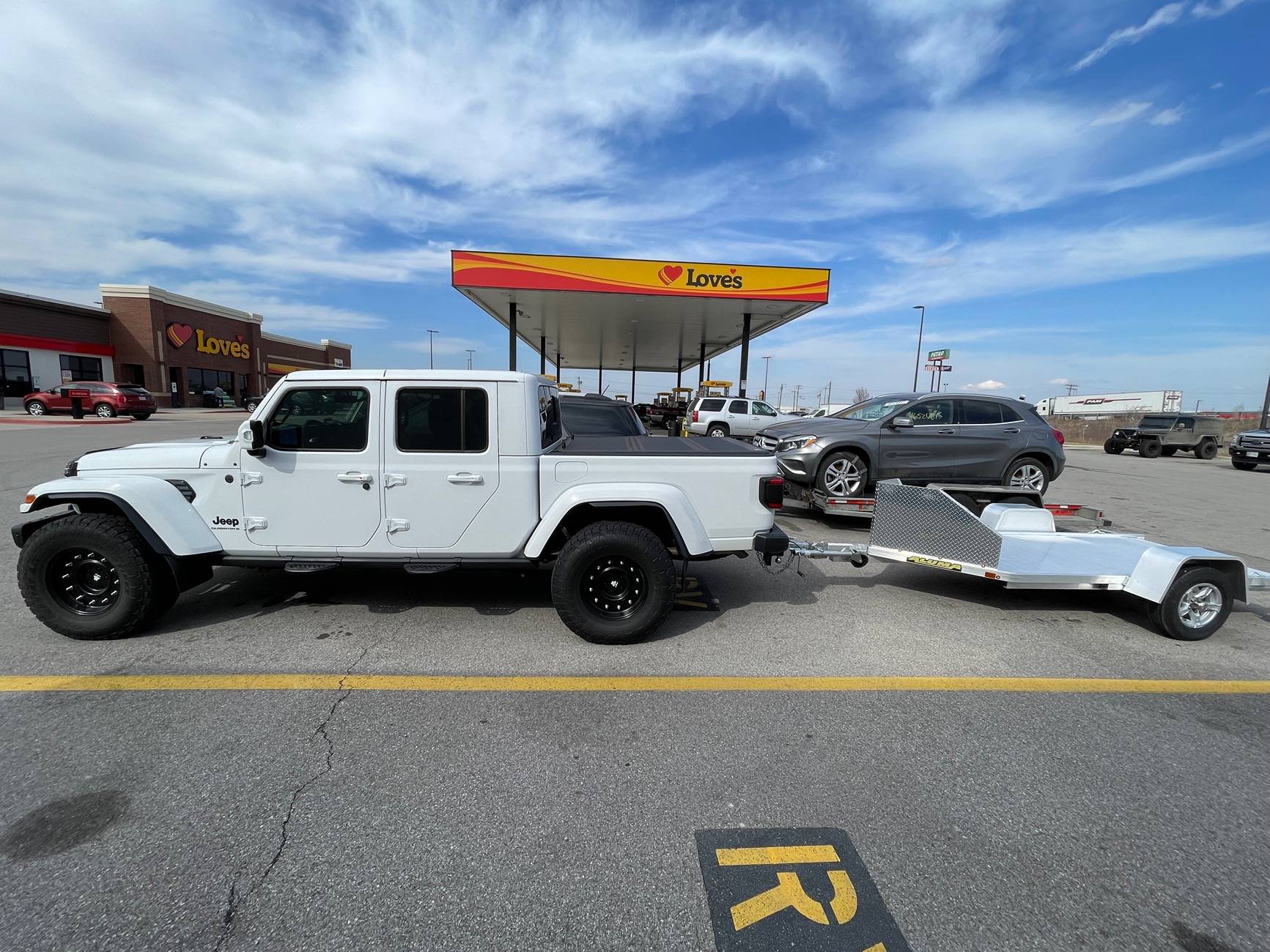 Jeep Gladiator Check out this GREAT GAS MILAGE I GOT. IMG_1423