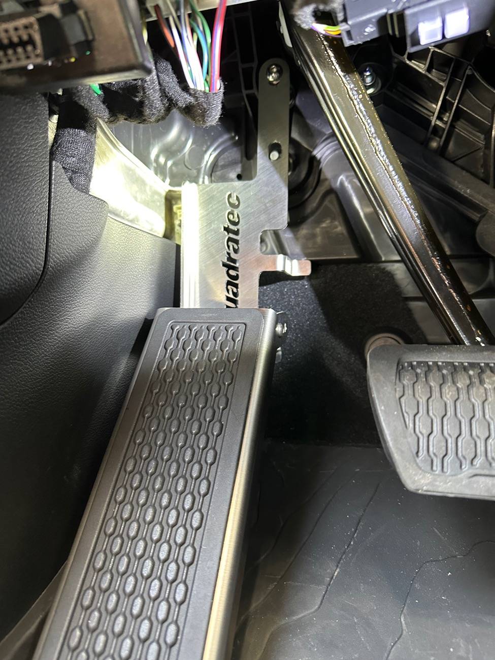 Jeep Gladiator Quadratec dead petal installed. IMG_0249