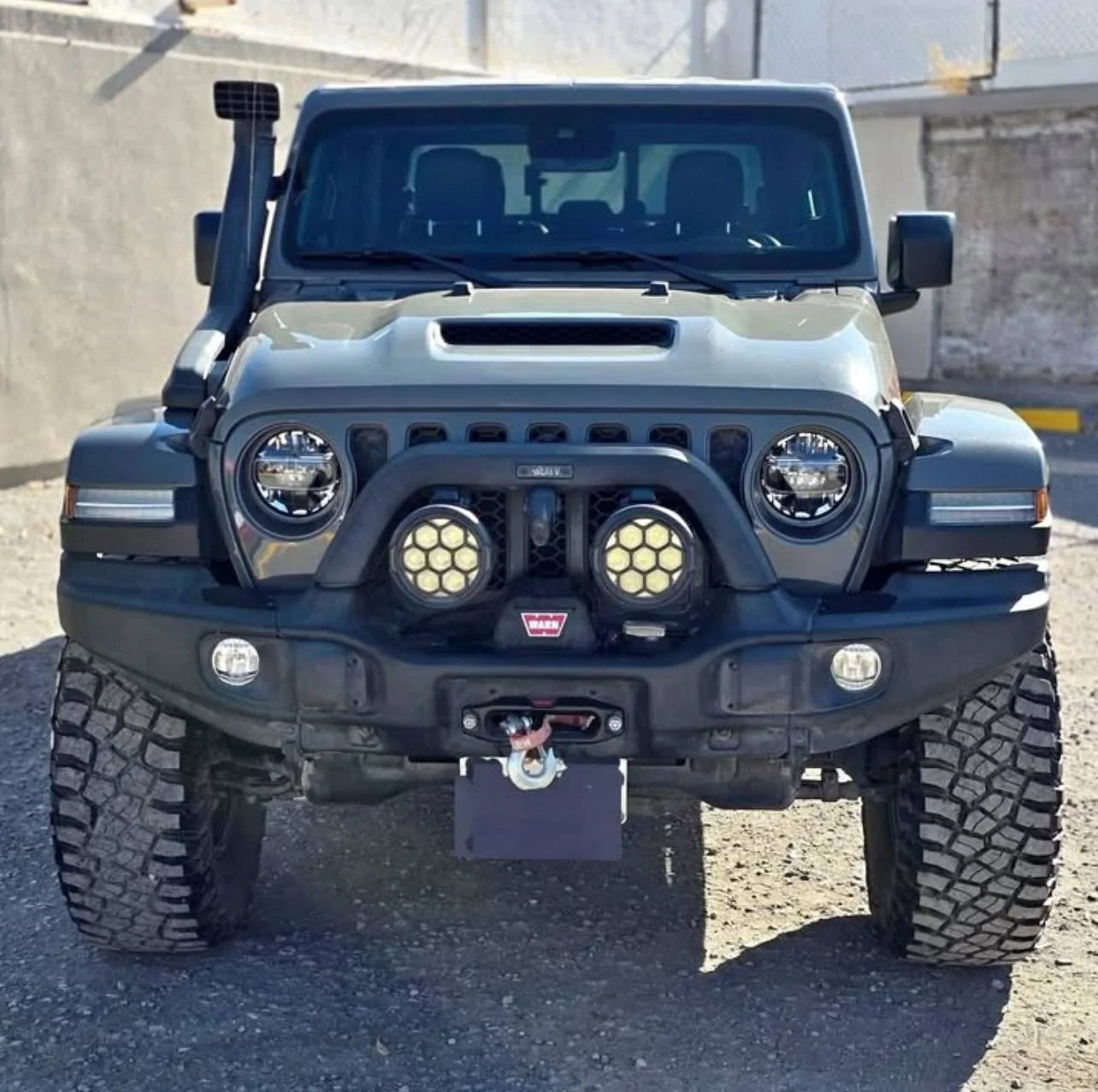 Jeep Gladiator STING GRAY Gladiator JT Club IMG_8302
