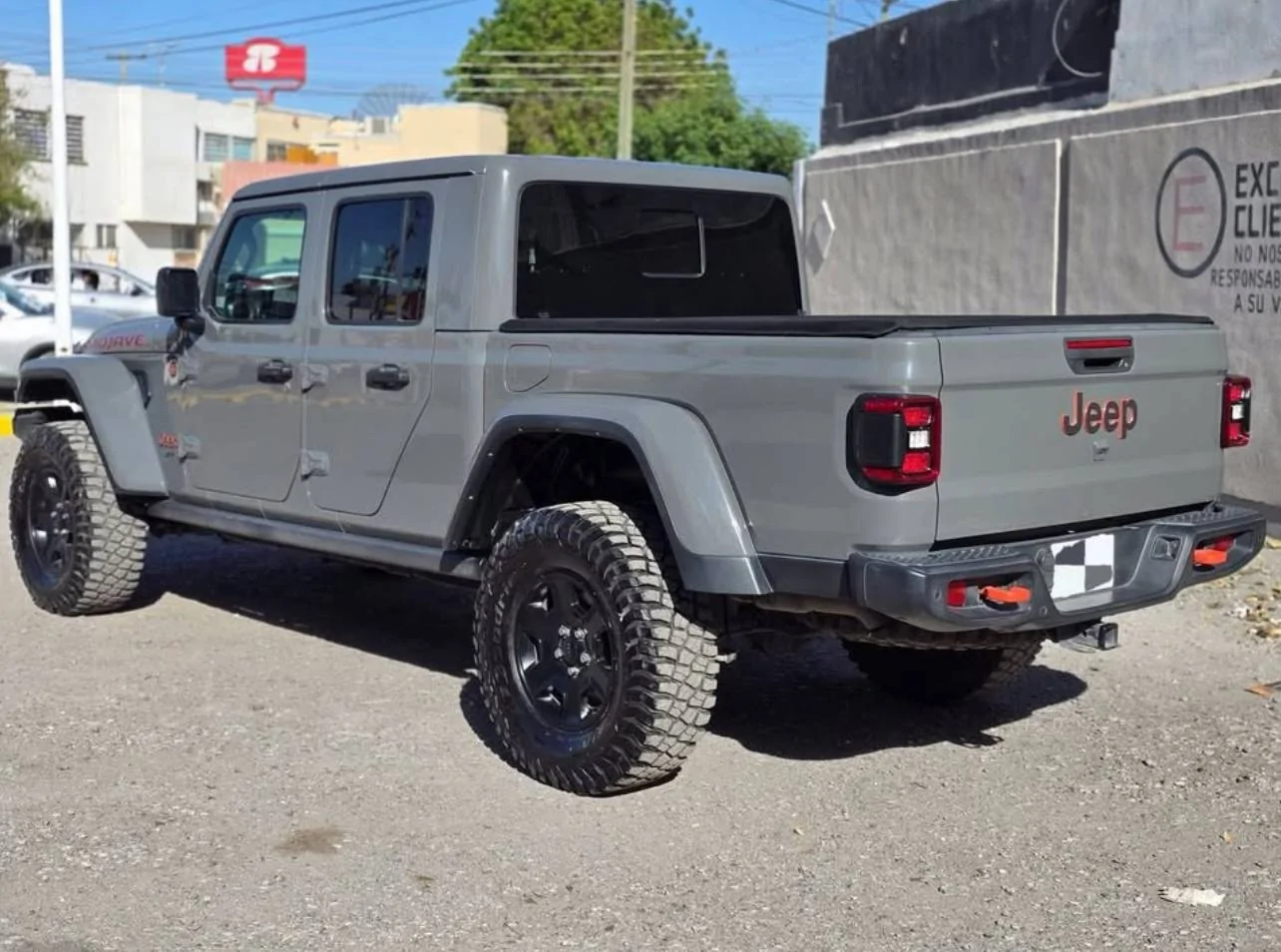 Jeep Gladiator STING GRAY Gladiator JT Club IMG_8306