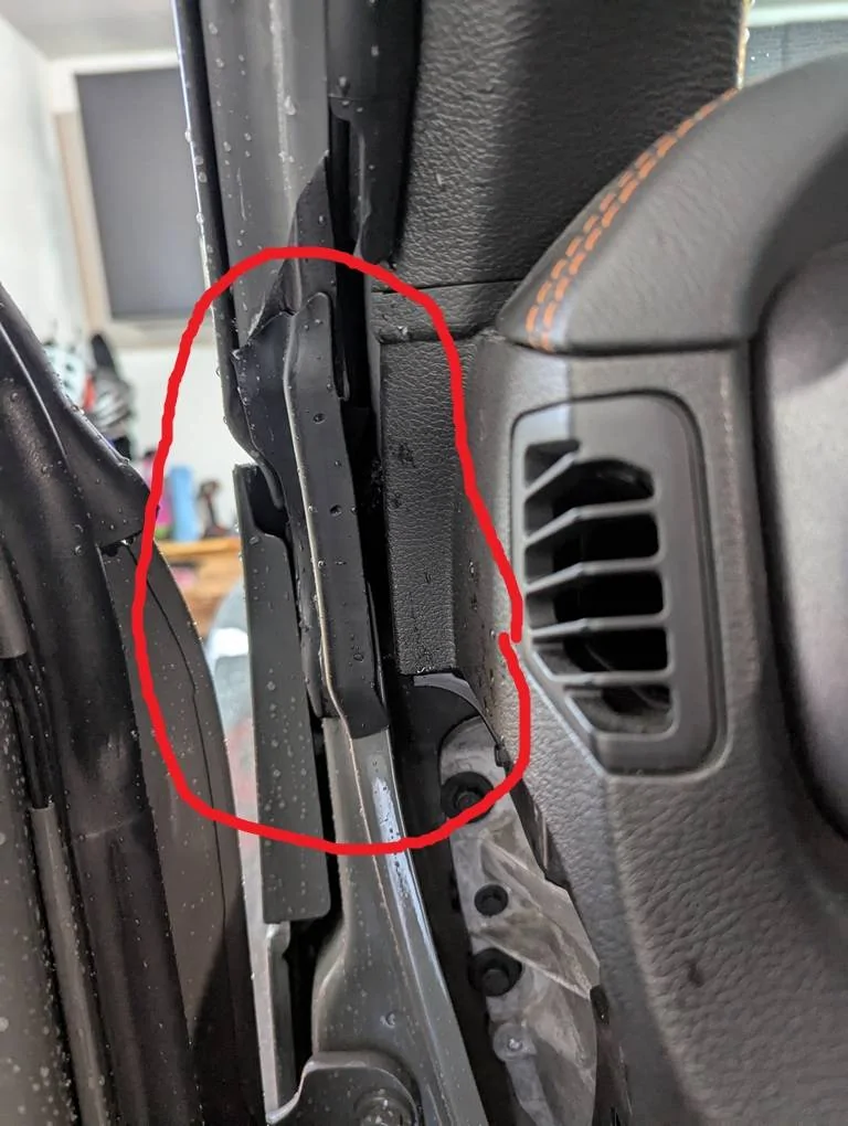 Jeep Gladiator Driver's side leak, behind or at edge of dash PXL_20250321_125927507