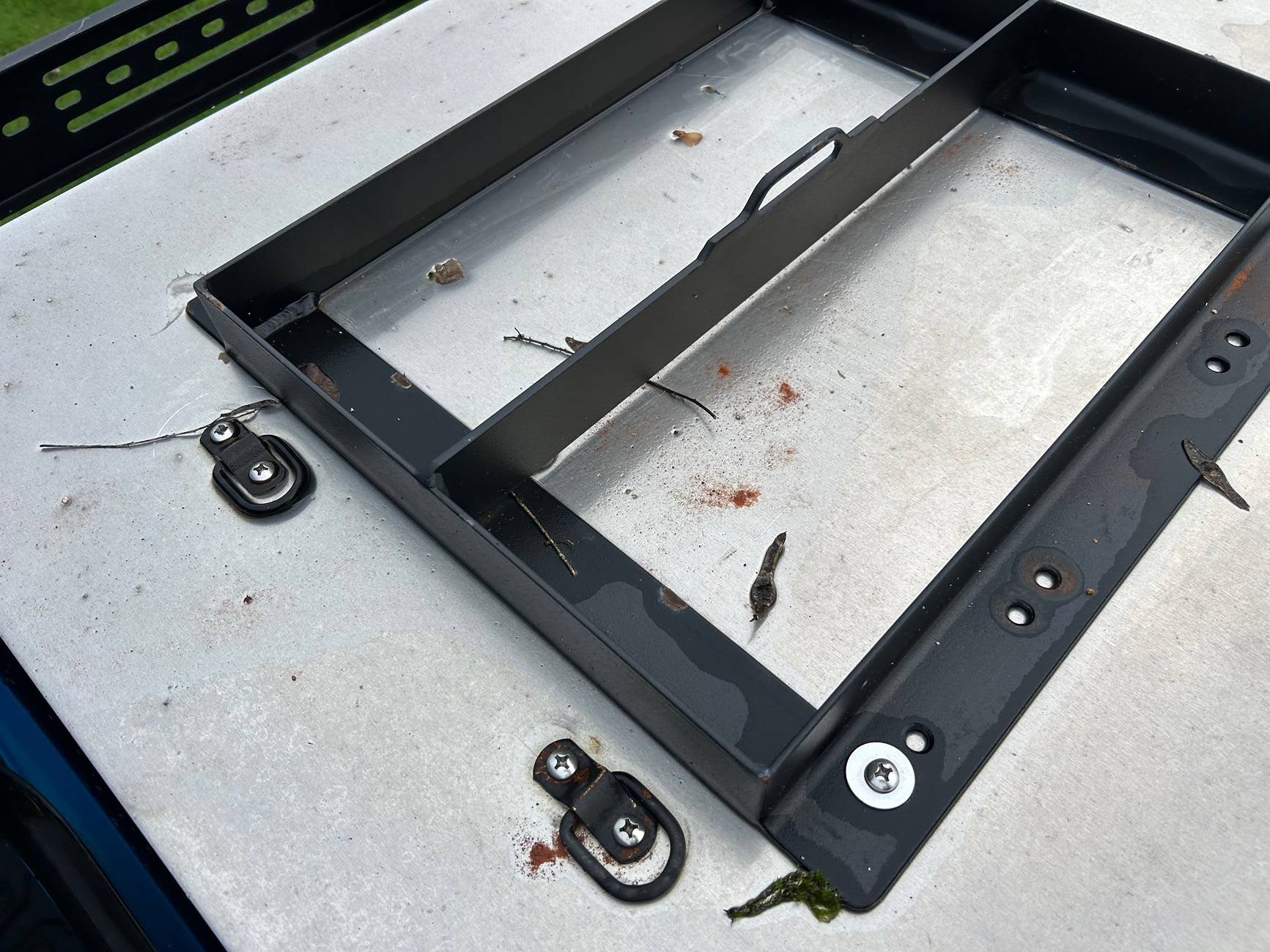 Jeep Gladiator Mounting tools and pax to Fishbone rack IMG_3279
