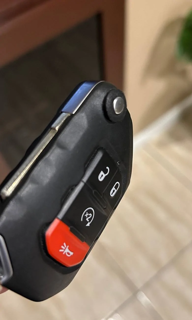 Jeep Gladiator Modified my KeyFob IMG_0212