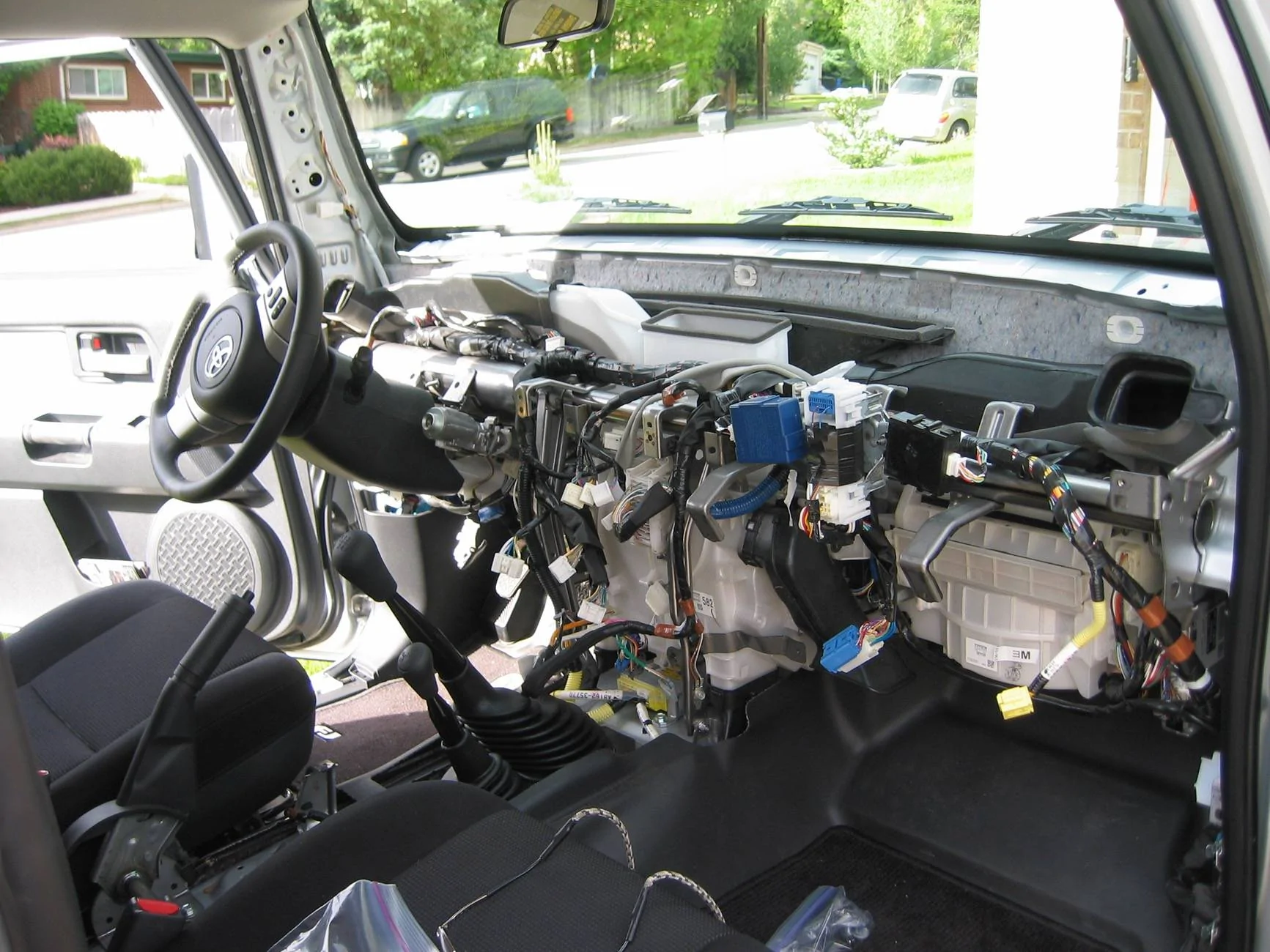 Jeep Gladiator 2024 Mojave X Add Bed 115v outlet fjdashswap 004