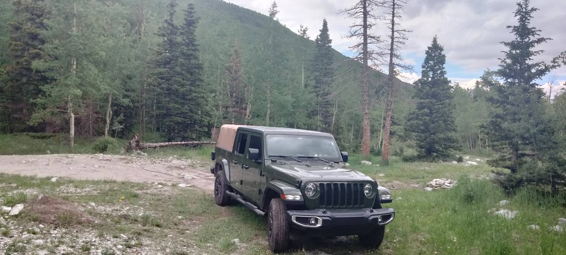 Jeep Gladiator Update with Pics - Tan Softopper vs. Premium Twill Bestop Supertop2 IMG20240629165842