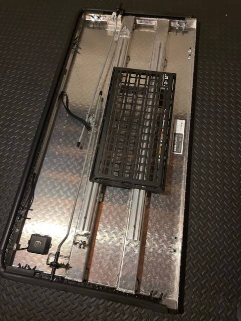 Jeep Gladiator DiamondBack HD Tonneau Cover (Excellent Condition) - $900 thumbnail_IMG_3630