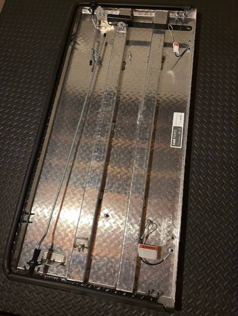 Jeep Gladiator DiamondBack HD Tonneau Cover (Excellent Condition) - $900 thumbnail_IMG_3633