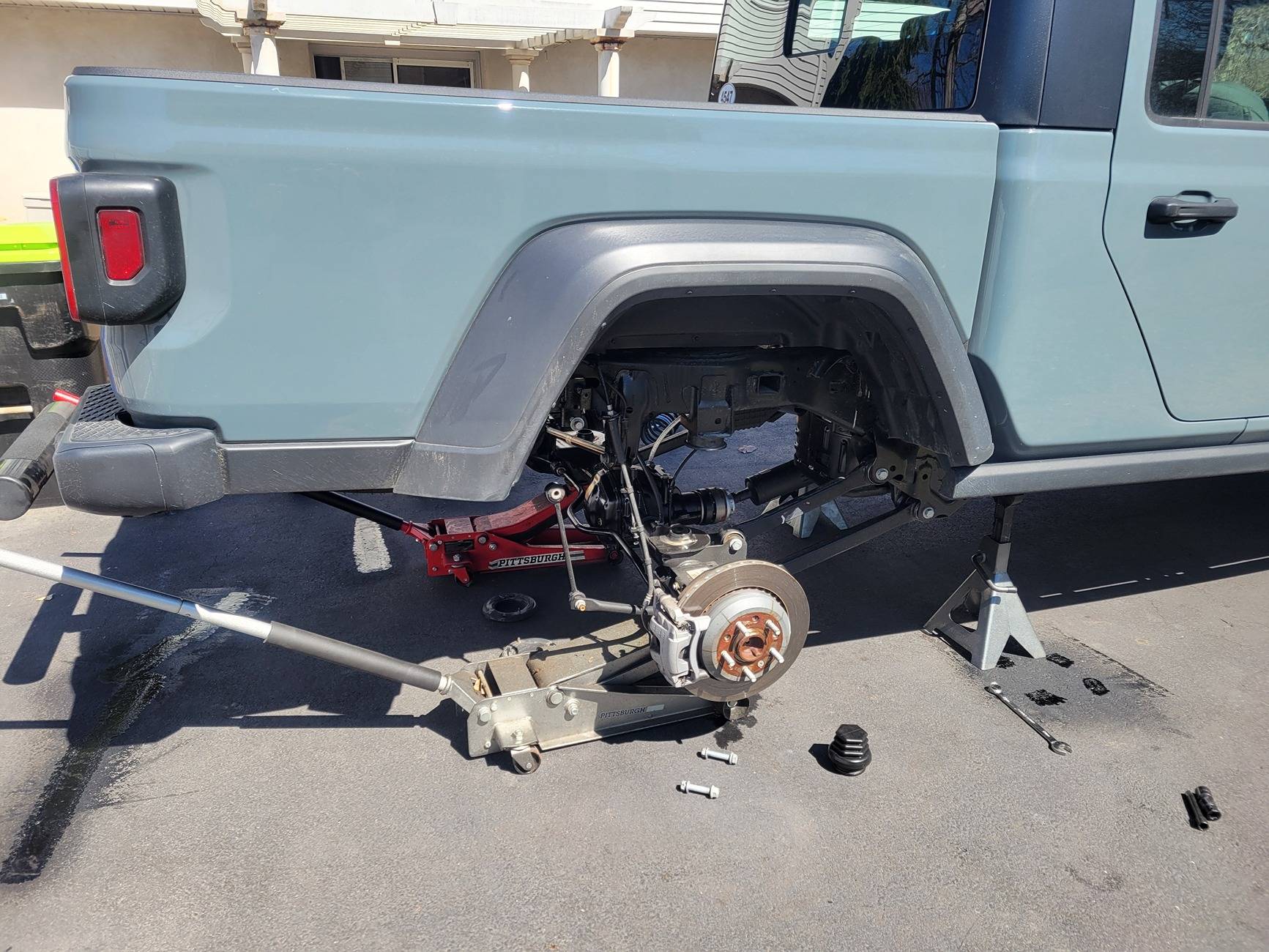 Jeep Gladiator 2025 Base Sport Anvil Rubicon Lift (2)