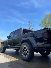Jeep Gladiator Is there a thread of people using stock rims with bigger tires? IMG_6078