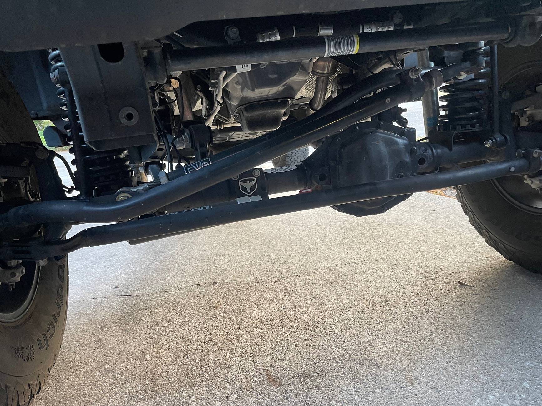 Jeep Gladiator Upgrading stock steering bar and lower stock steering sway bar? Creaking! IMG_6879