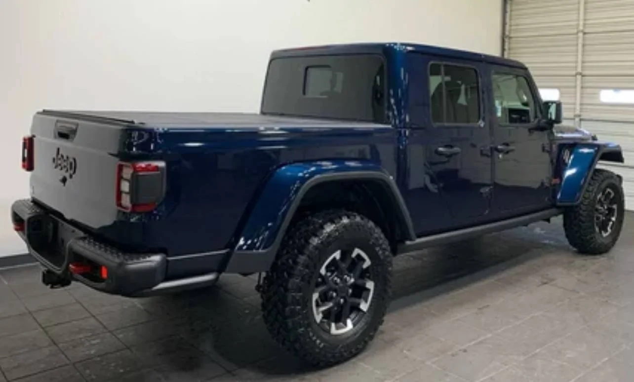 Jeep Gladiator Fathom Blue Gladiator JT Club 🔹 IMG_9349