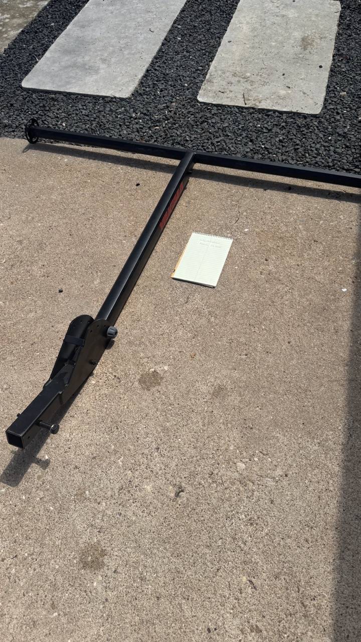 Jeep Gladiator Yakima Long Arm ($175); Bed Rail Crossbars ($100) IMG_0462 Lar