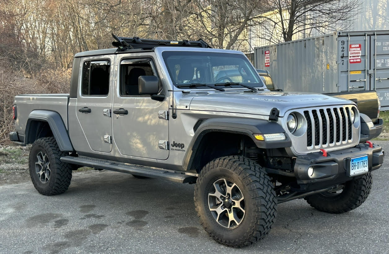 Jeep Gladiator Spiderweb shade with sunrider? 2020 Gladiator Max Tow