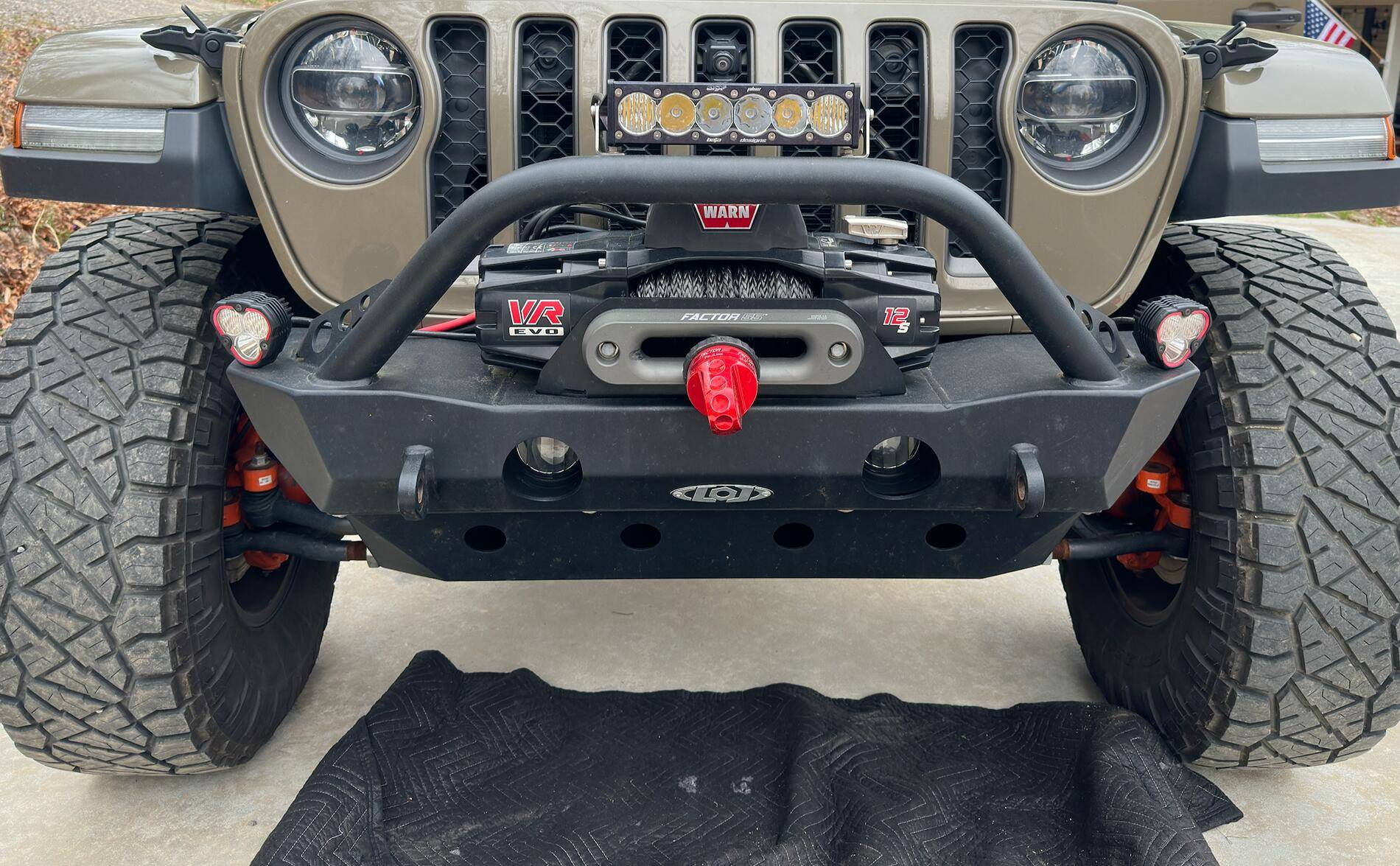 Jeep Gladiator LOD Offroad Destroyer Shorty Bumper for Jeep Gladiator Screenshot 2025-03-29 at 6.16.39 PM