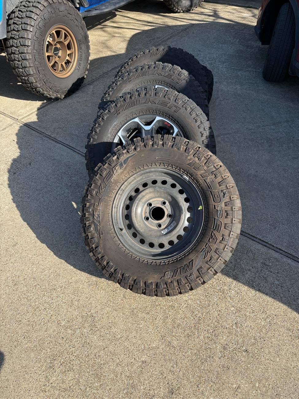 Jeep Gladiator ‘23 JTR Wheels and Tires IMG_0011