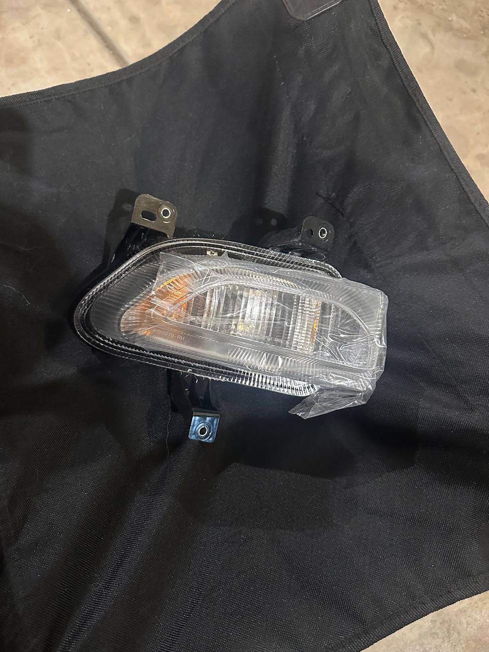 Jeep Gladiator FREE - Jeep Renegade Lower Light IMG_2079