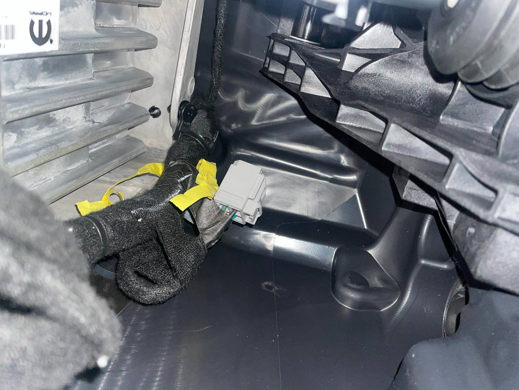 Jeep Gladiator Uconnect5 Update (FCA-MY24.U33.43-PROD) rolling out IMG_6206
