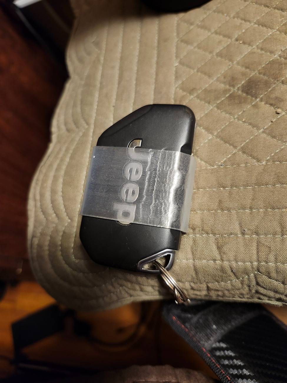 Jeep Gladiator Key Fob, Likes = Dislikes Poll 20250401_015111