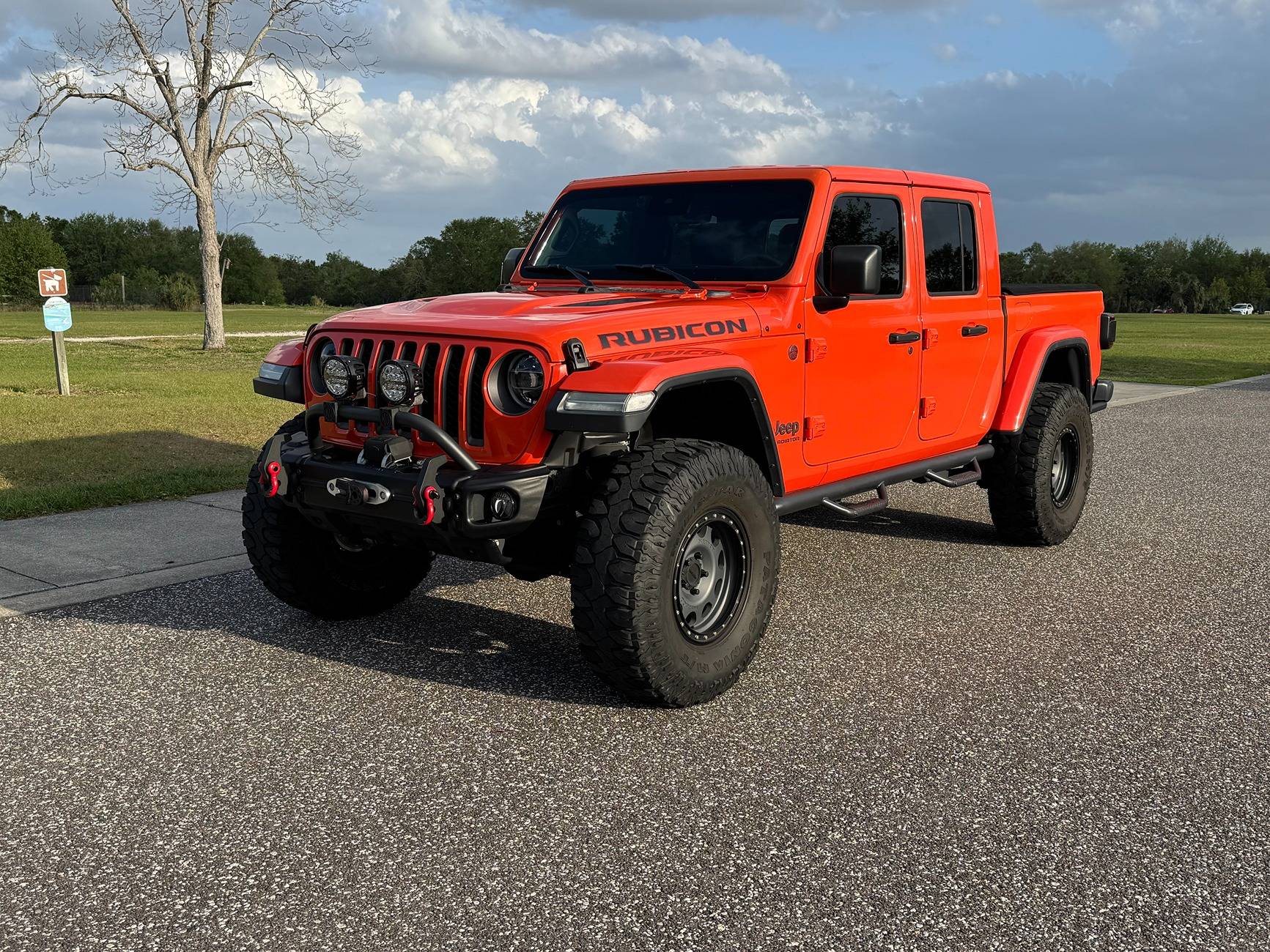 Jeep Gladiator 2020 Jeep Gladiator Rubicon Punk'n Mopar Warranty until October 2026 IMG_7296