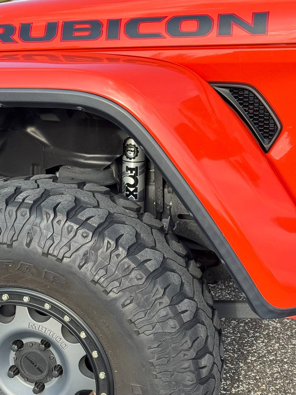 Jeep Gladiator 2020 Jeep Gladiator Rubicon Punk'n Mopar Warranty until October 2026 IMG_7298