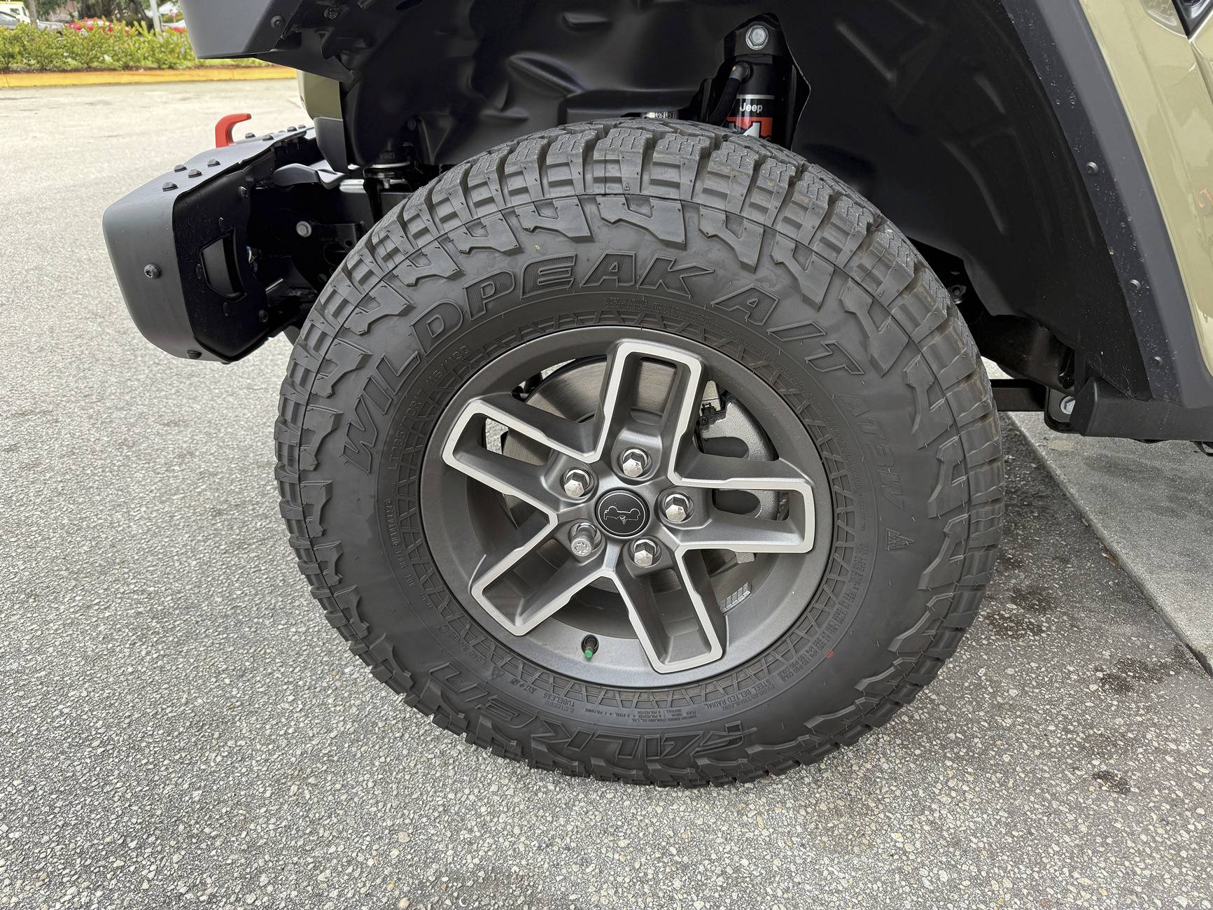 Jeep Gladiator 2025 Gladiator Mojave full suspension takeoff IMG_6868.JPG