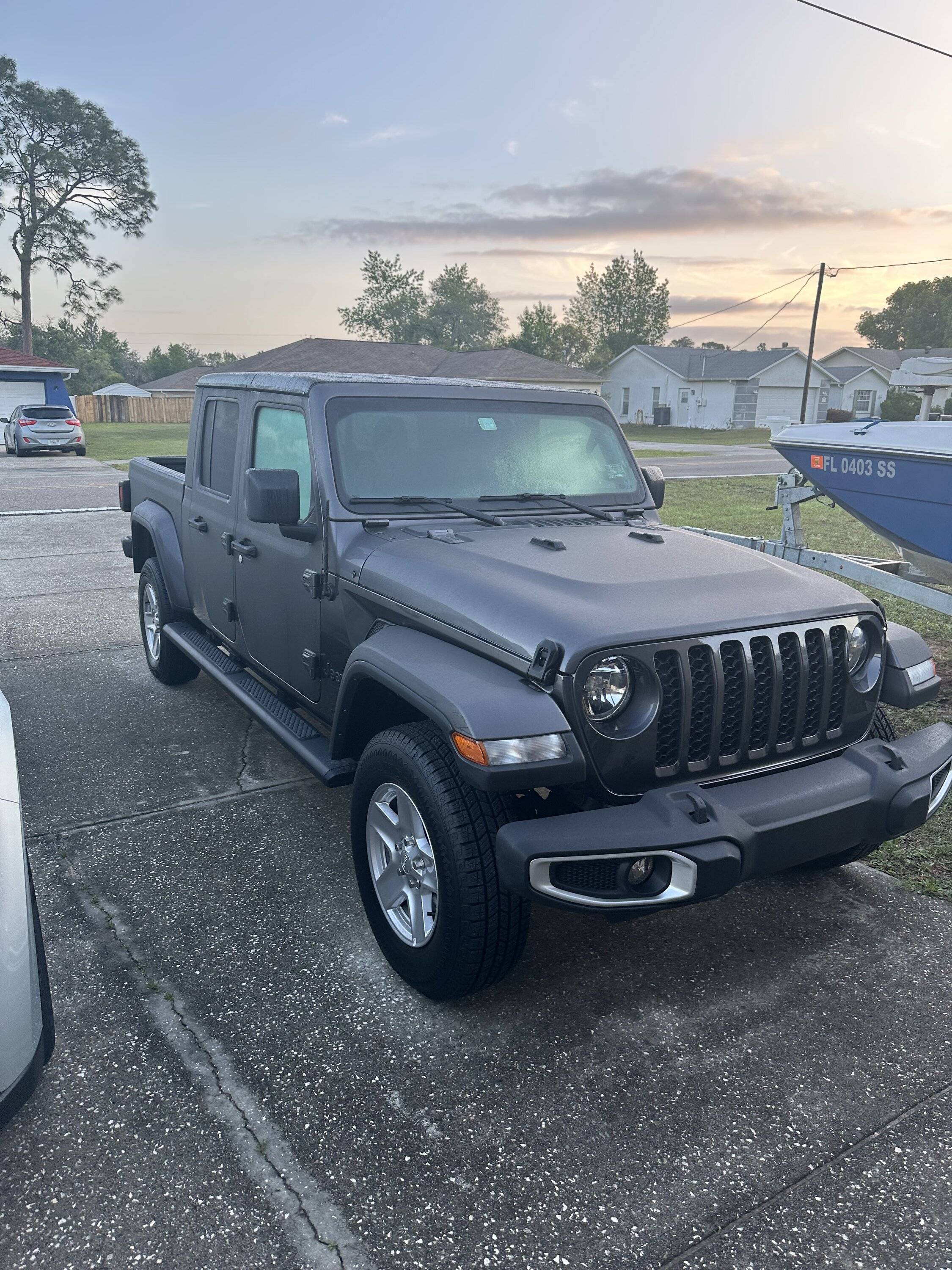 Jeep Gladiator New guy, new Jeep and already spending $$ IMG_4873