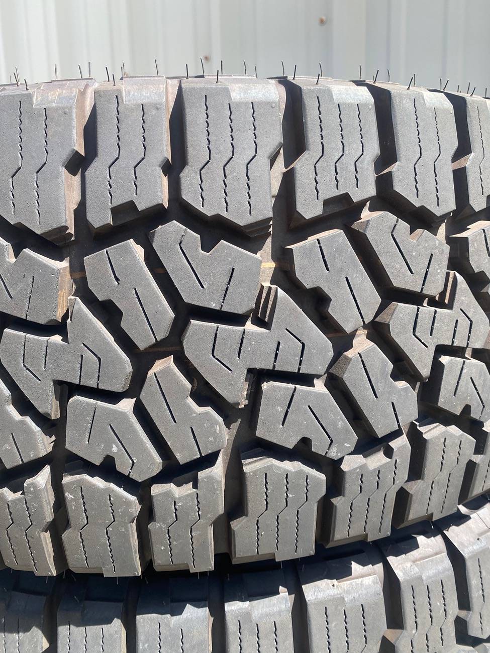 Jeep Gladiator Set of Five Falken Wildpeak A/T3W 285/70R17 C Rated IMG_0182