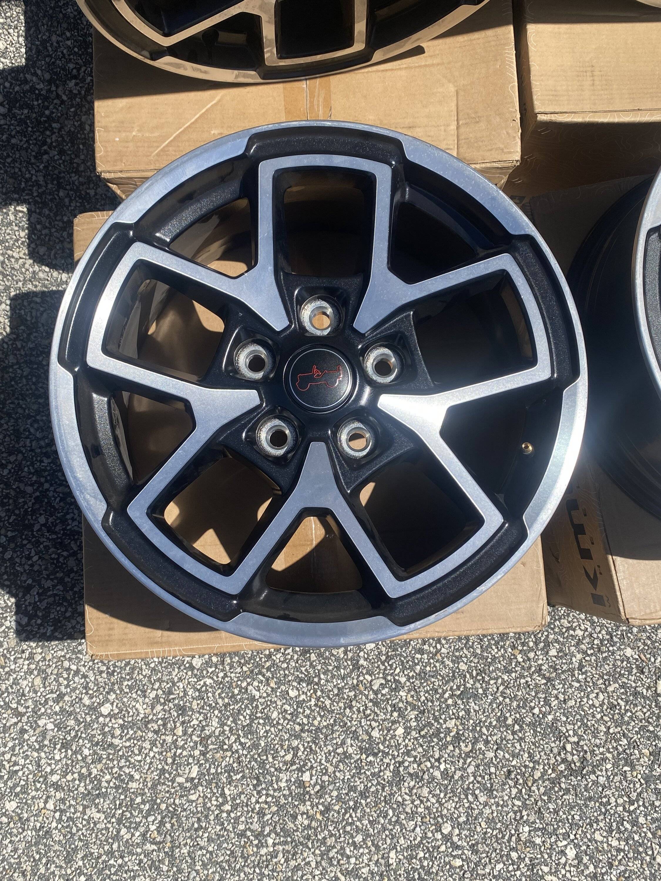 Jeep Gladiator Set of four Stock Rubicon X Contrast Cut 17x7.5" Wheels IMG_0185