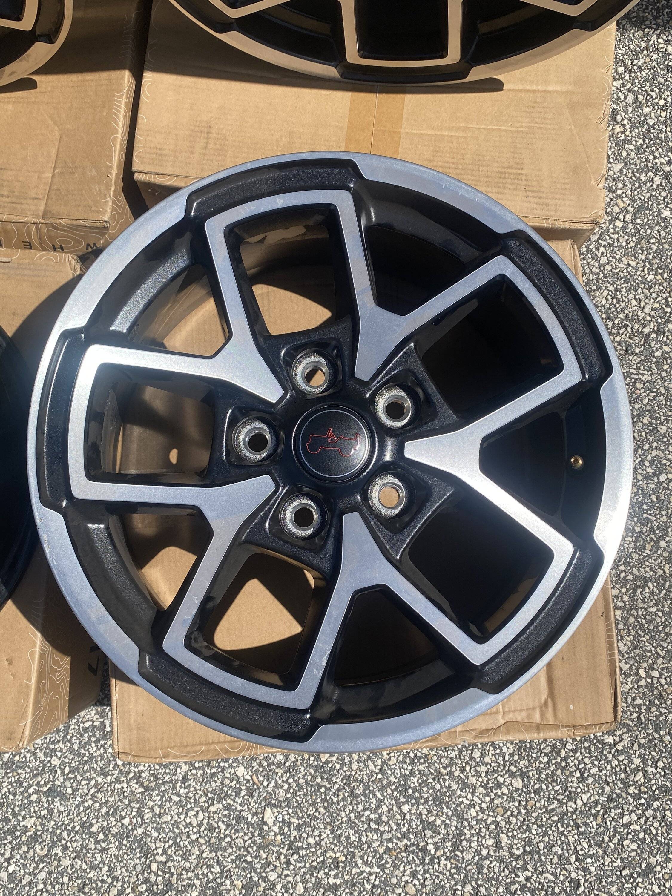 Jeep Gladiator Set of four Stock Rubicon X Contrast Cut 17x7.5" Wheels IMG_0186