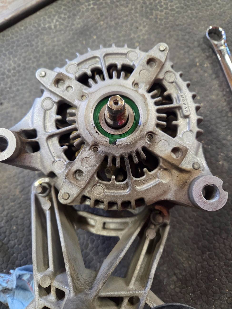 Jeep Gladiator Alternator pulley leaking.. 20250407_120344