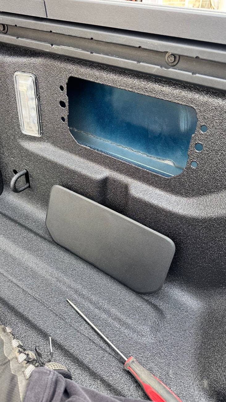 Jeep Gladiator 2025 JT MojaveX Access Panel IMG_5978