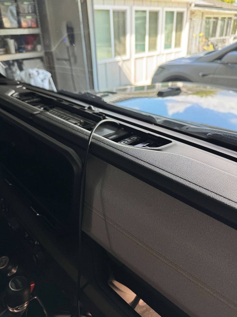 Jeep Gladiator Dash Cam/Wireless Phone Charging Installation IMG_6241