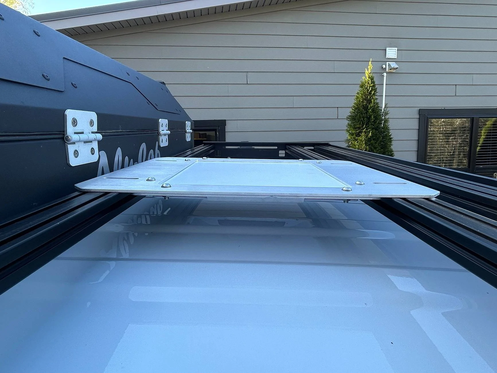 Jeep Gladiator Alu-Cab Canopy Camper Roll Call IMG_8712 2