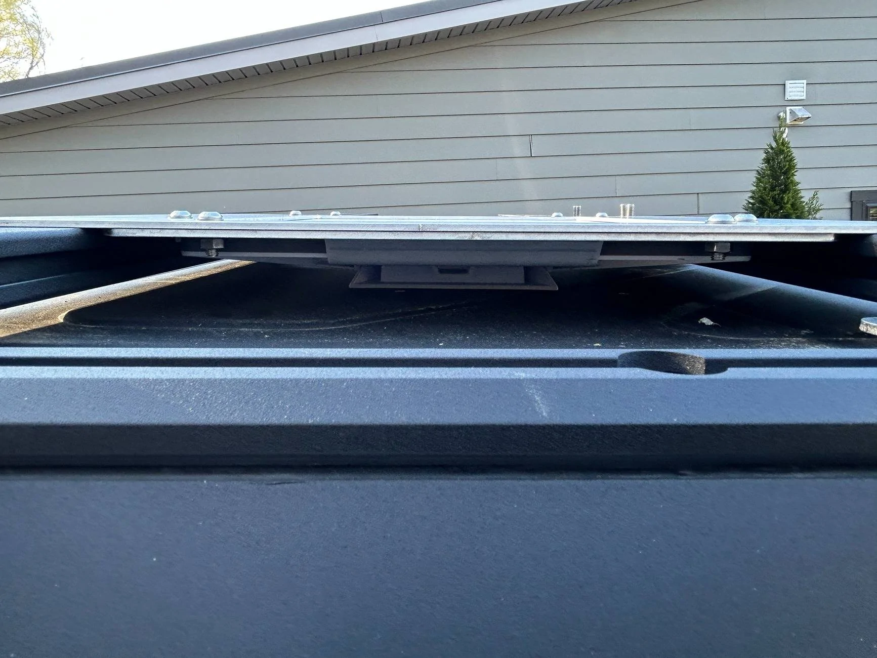 Jeep Gladiator Alu-Cab Canopy Camper Roll Call IMG_8720