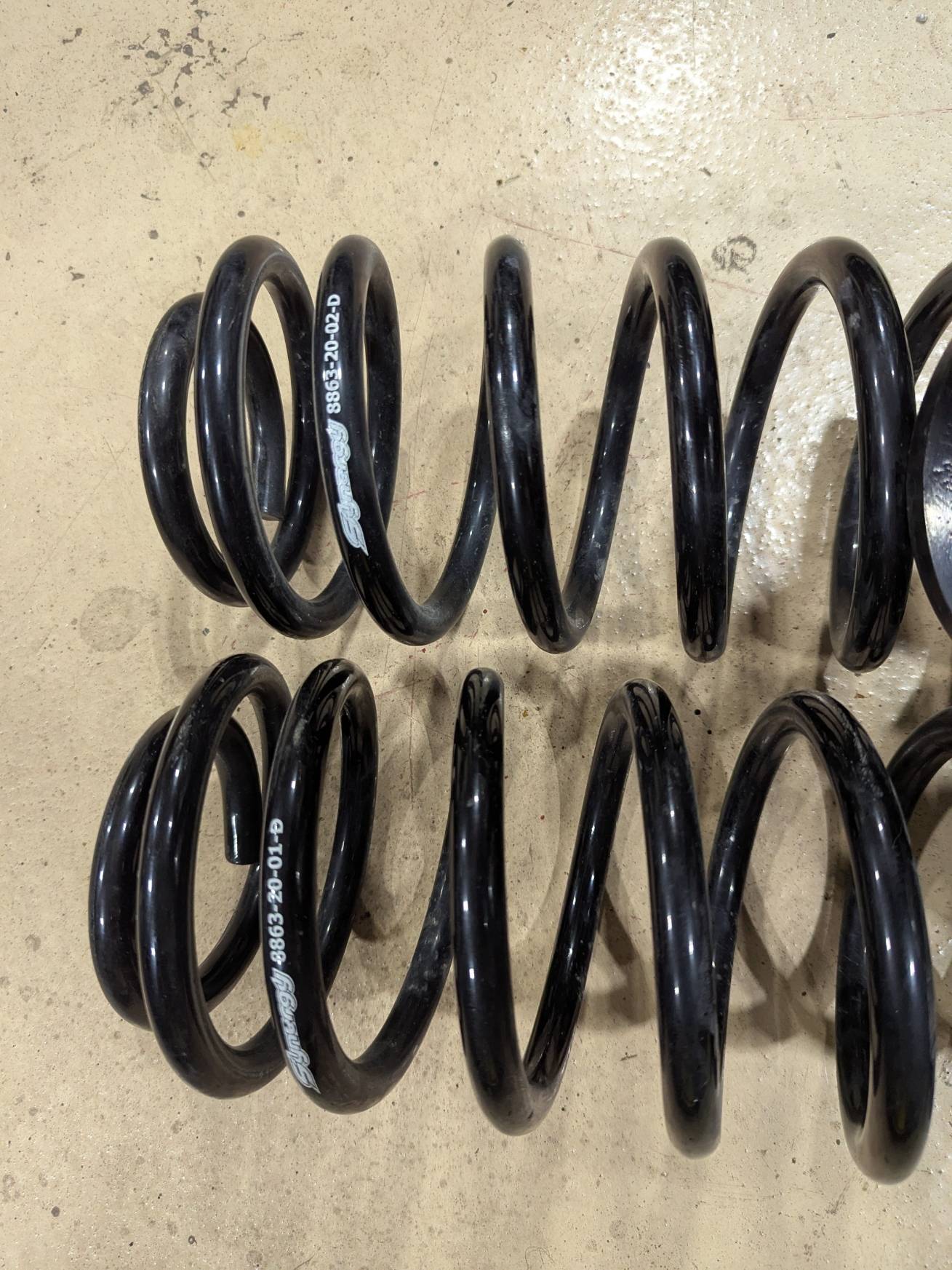 Jeep Gladiator Synergy 2" front springs - JT/JL/JLU PXL_20250408_211058594