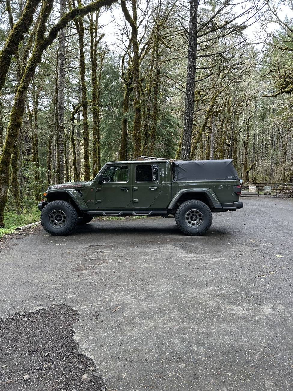 Jeep Gladiator SARGE GREEN Gladiator club Mygladdy