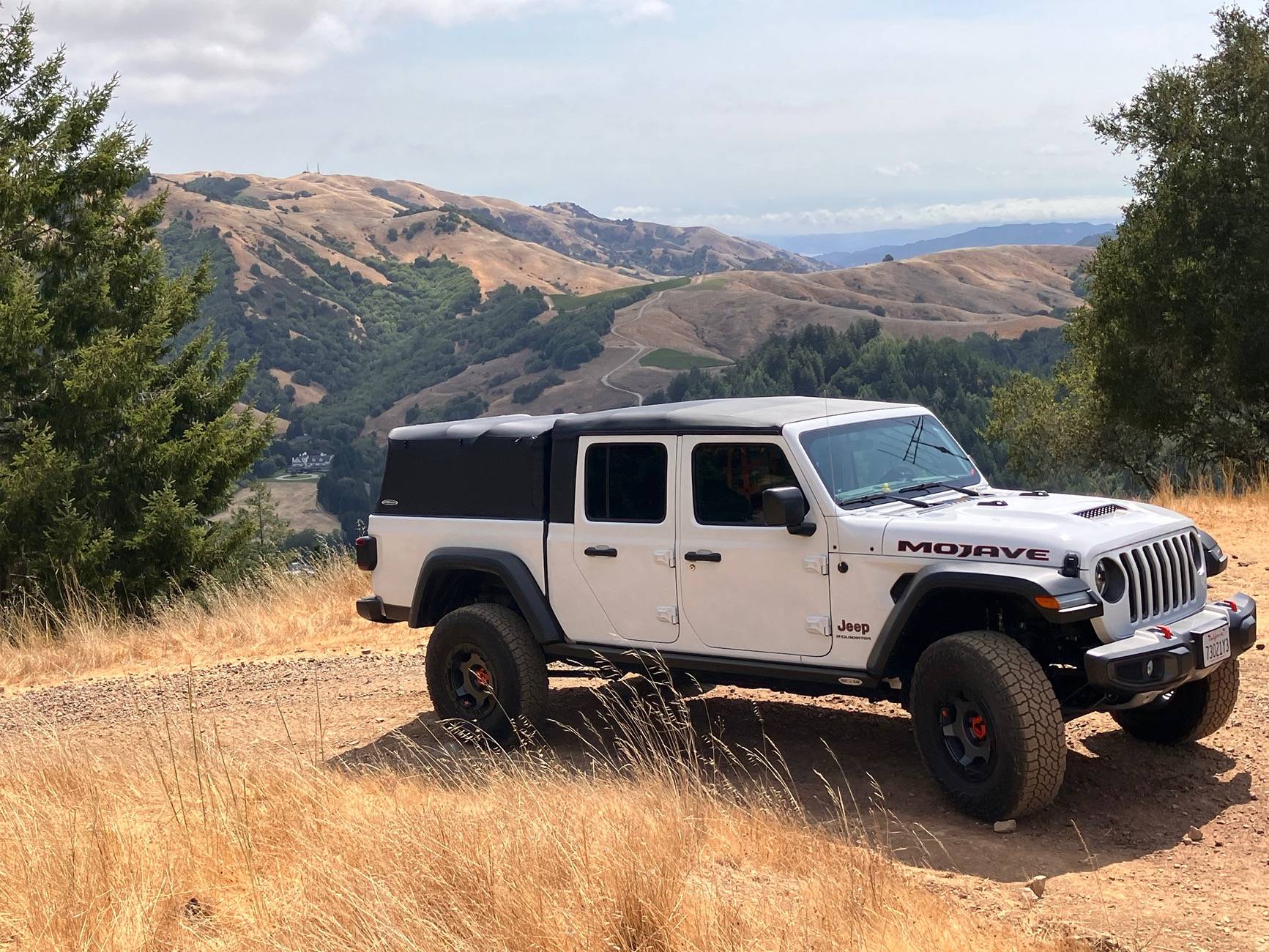Jeep Gladiator Softopper - Retractable Truck Bed Cover for Gladiator IMG_1277