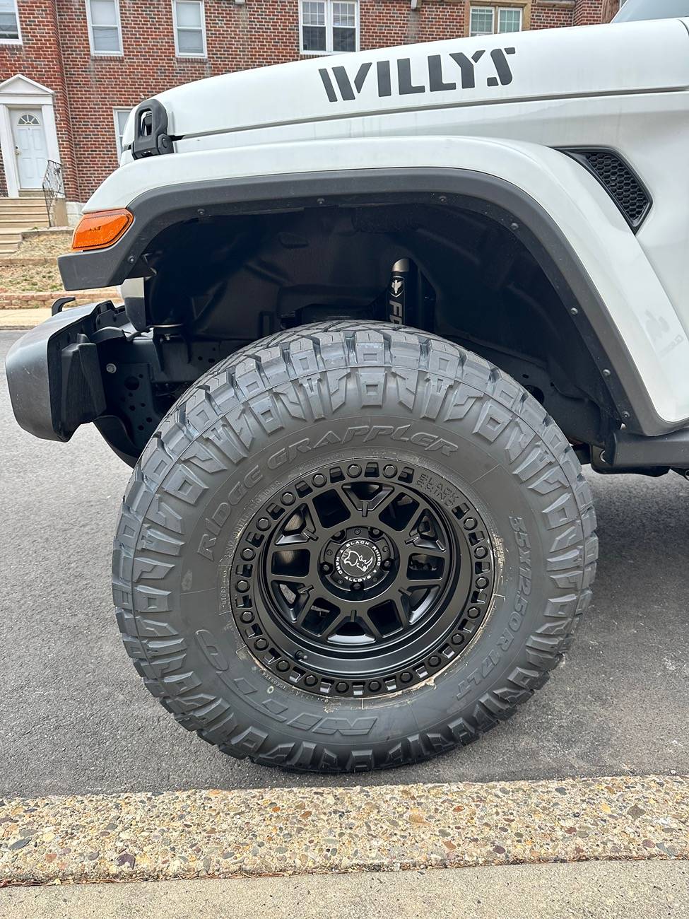 Jeep Gladiator Clayton 2.5 rr system uneven ?? IMG_8852