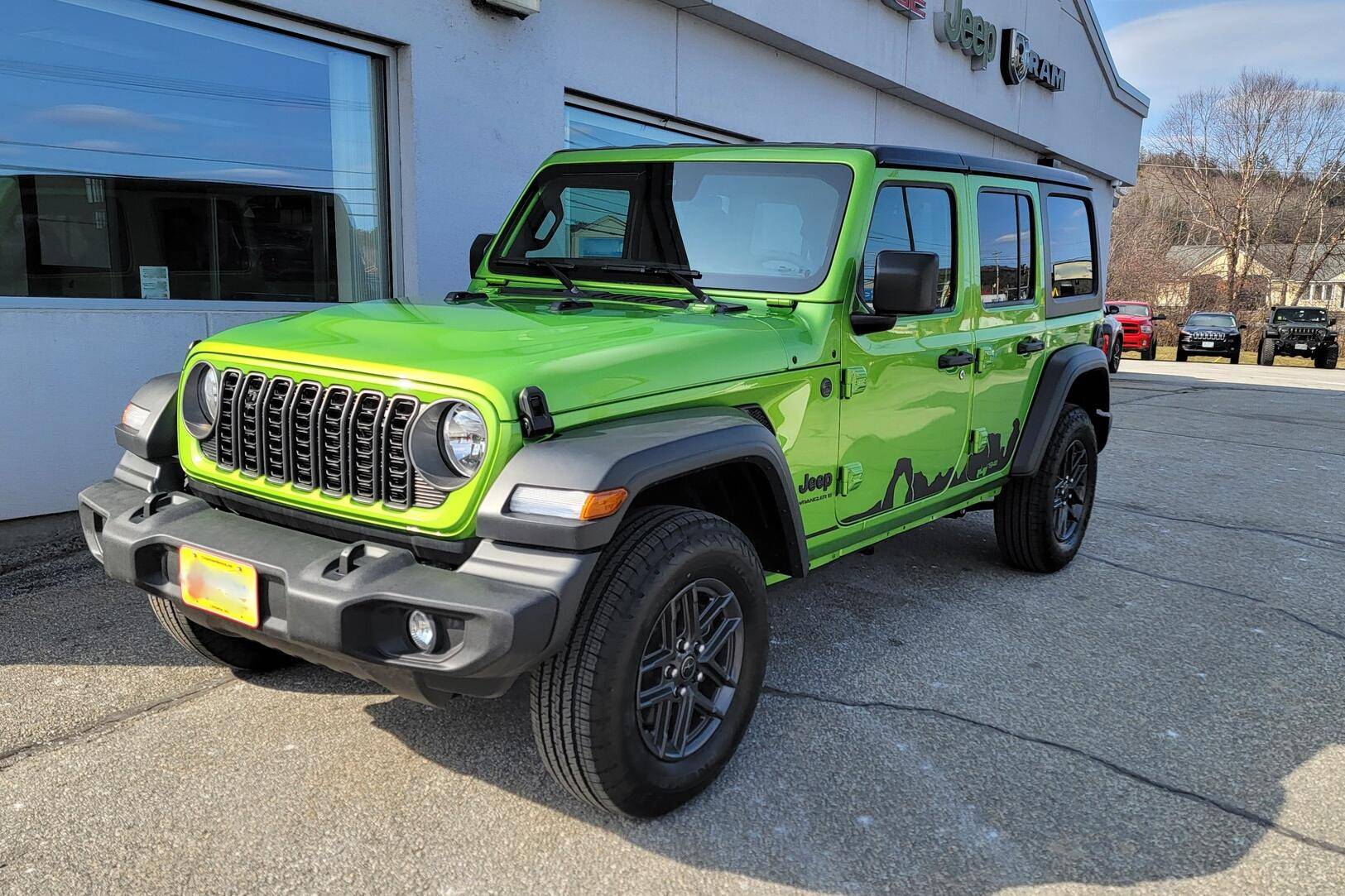Jeep Gladiator Just Ordered? Check in HERE! 1744384049336-r3