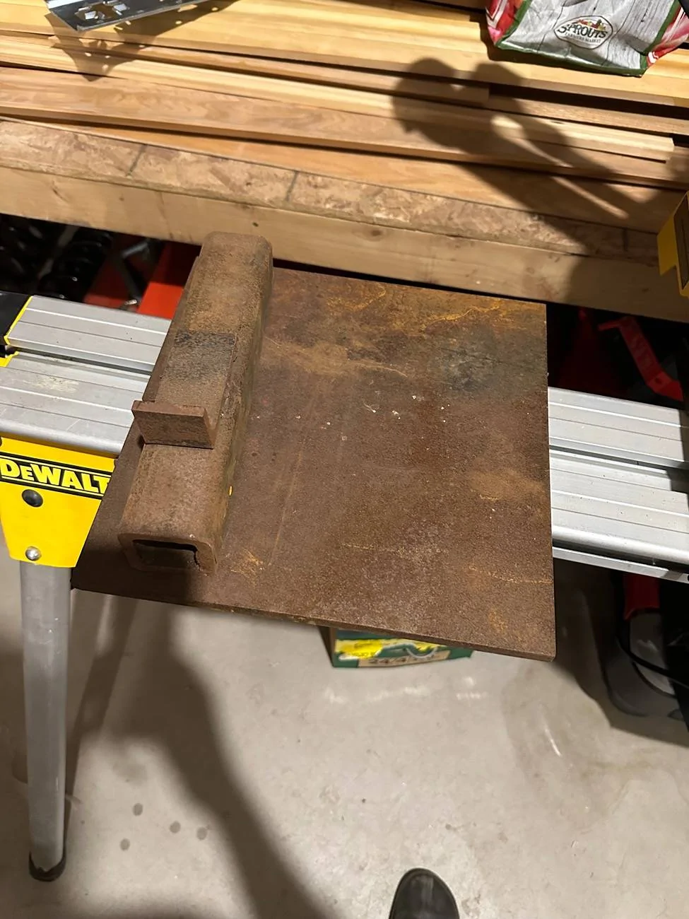 Jeep Gladiator Making a Vise Stand From Gladiator Parts IMG_2150