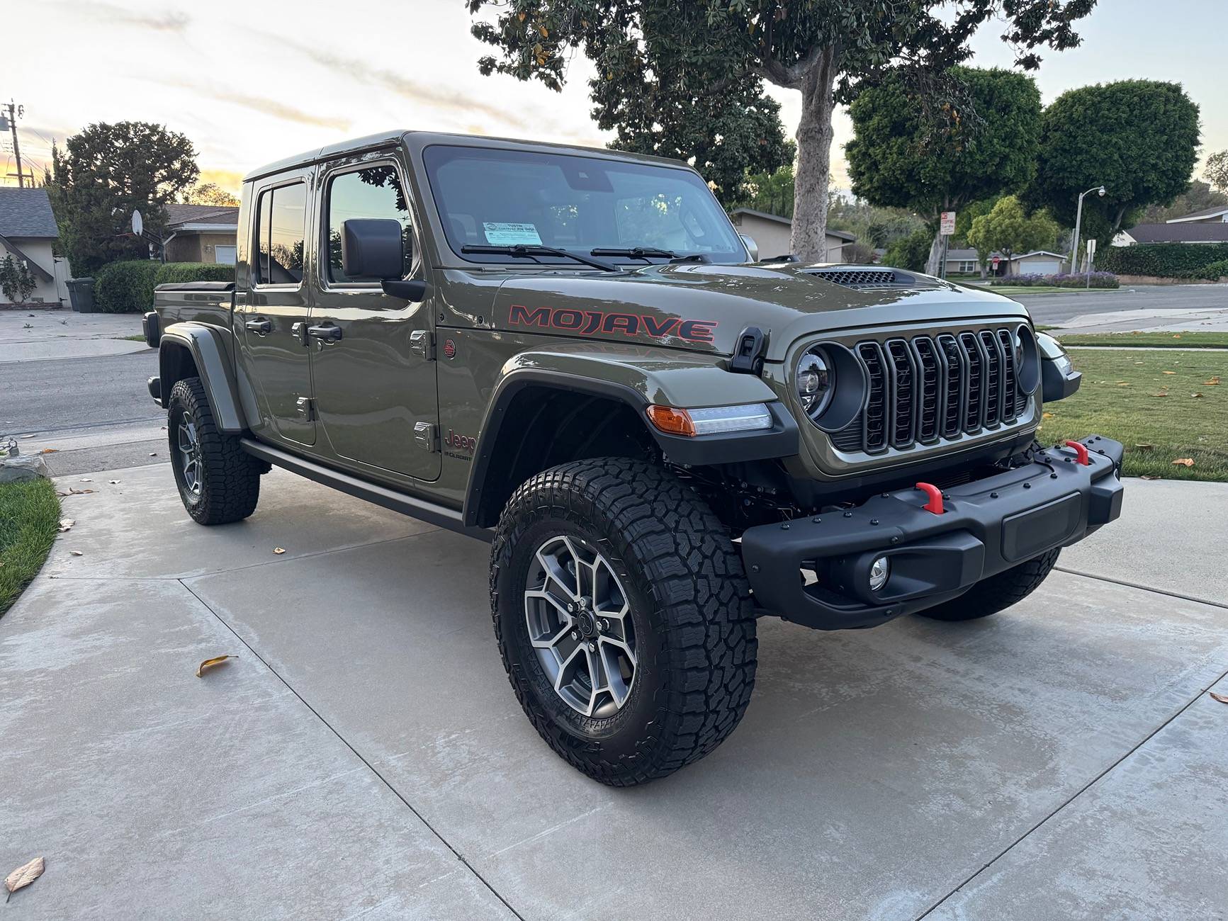 Jeep Gladiator 2025 Mojave X IMG_1202
